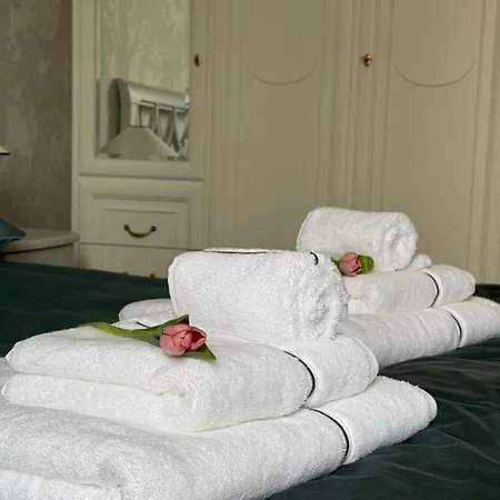 Apartment Romantic Porta Venezia - - Centro *